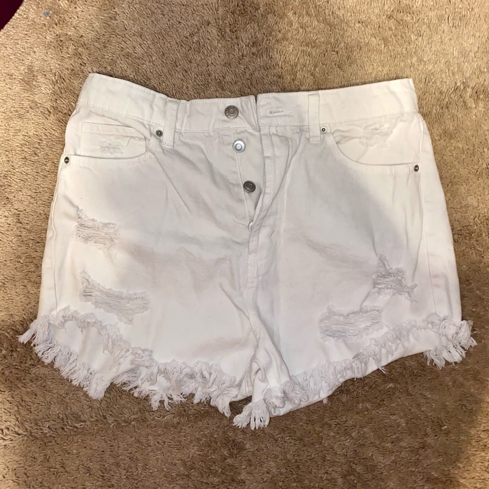 NEVER BEEN WORN! White Denim Shorts Size 10